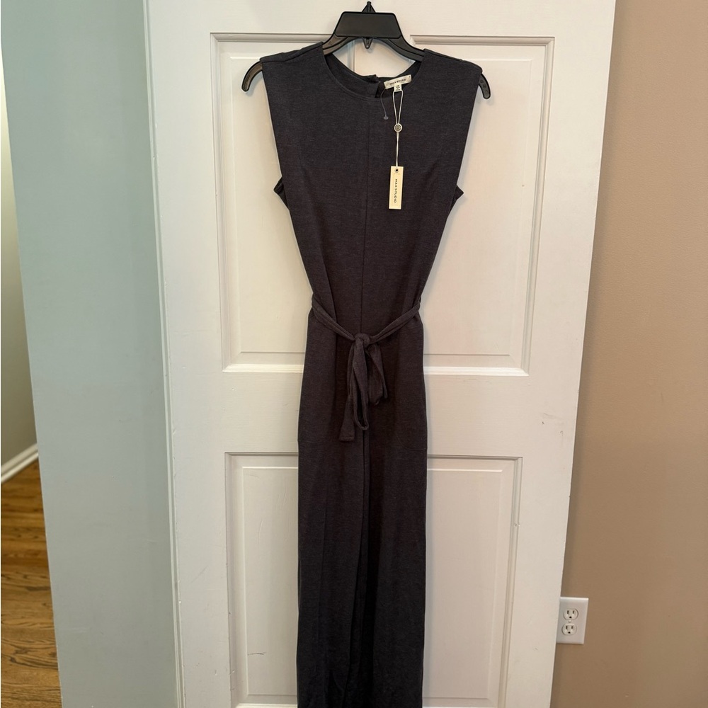 Max Studio Charcoal Sleeveless Jumpsuit size XS NWT